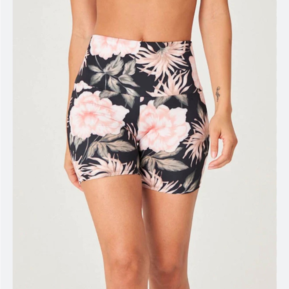 Onzie Floral Biker Shorts